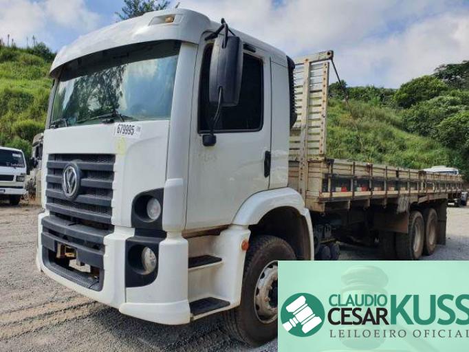 VOLKSWAGEN CONSTELLATION 15/15