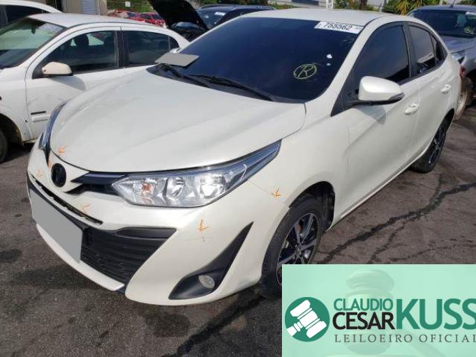 TOYOTA YARIS SEDAN 18/19