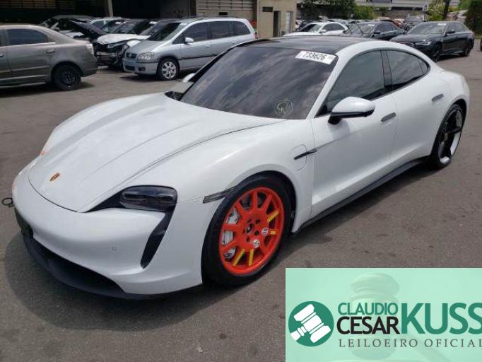 PORSCHE TAYCAN 22/22