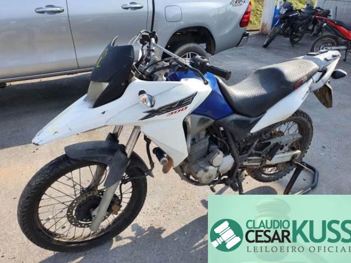 HONDA XRE 300 17/17