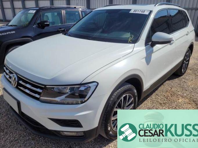 VOLKSWAGEN TIGUAN 20/20