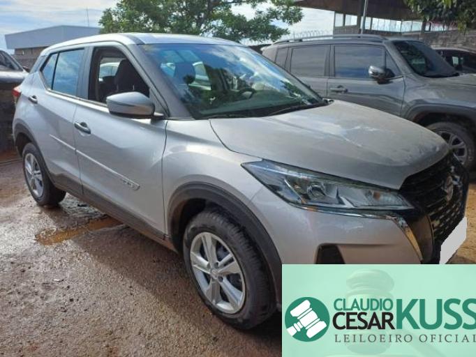 NISSAN KICKS 24/24