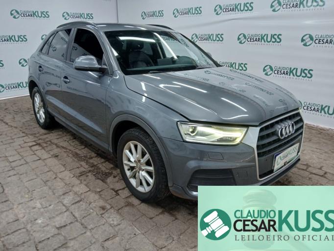 AUDI Q3 16/17