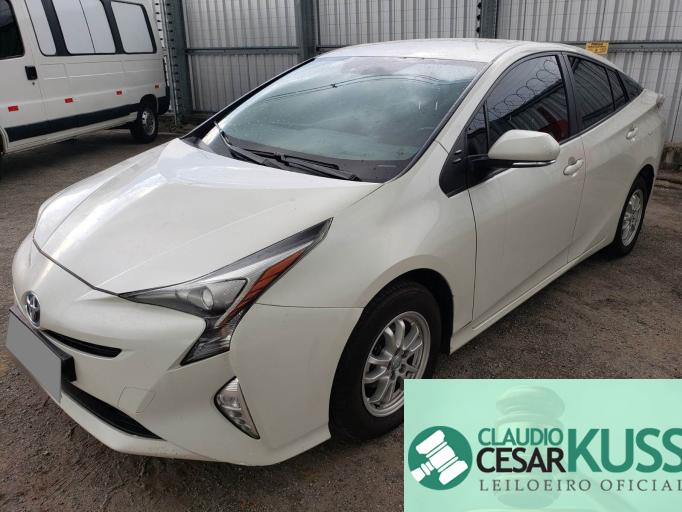 TOYOTA PRIUS 18/18