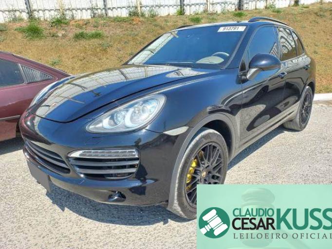 PORSCHE CAYENNE 10/10