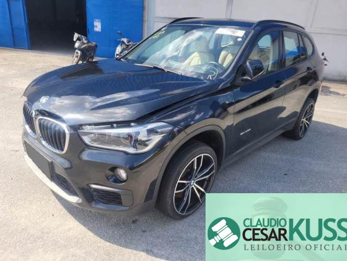 BMW X1 18/18