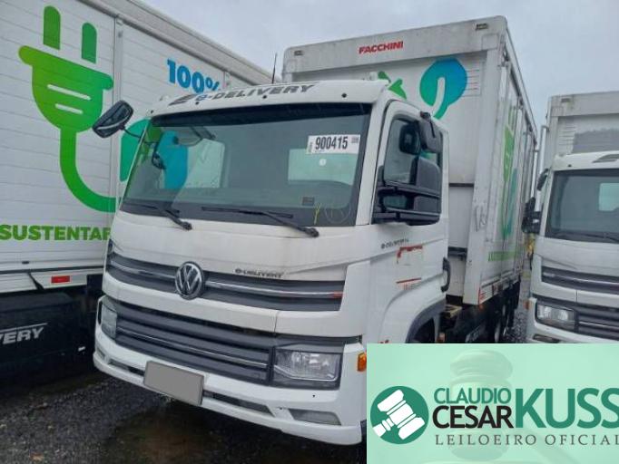 VOLKSWAGEN E-DELIVERY 23/23