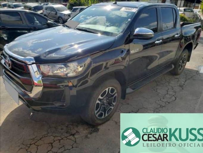 TOYOTA HILUX CD 21/21