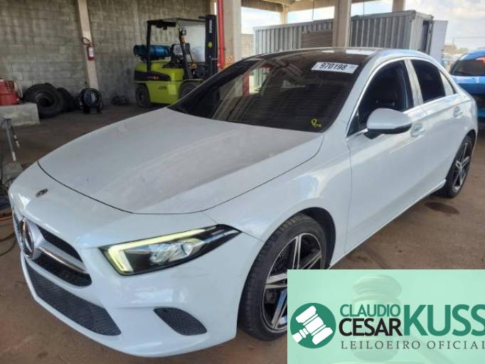 MERCEDES BENZ CLASSE A SEDAN 20/20