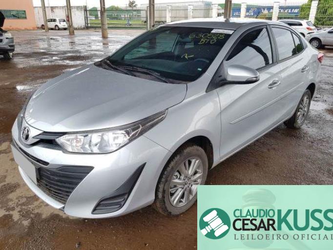 TOYOTA YARIS 21/22
