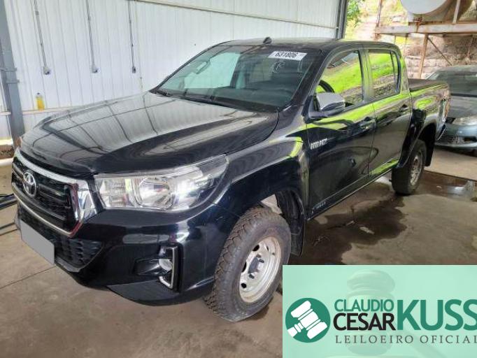 TOYOTA HILUX CD 19/19